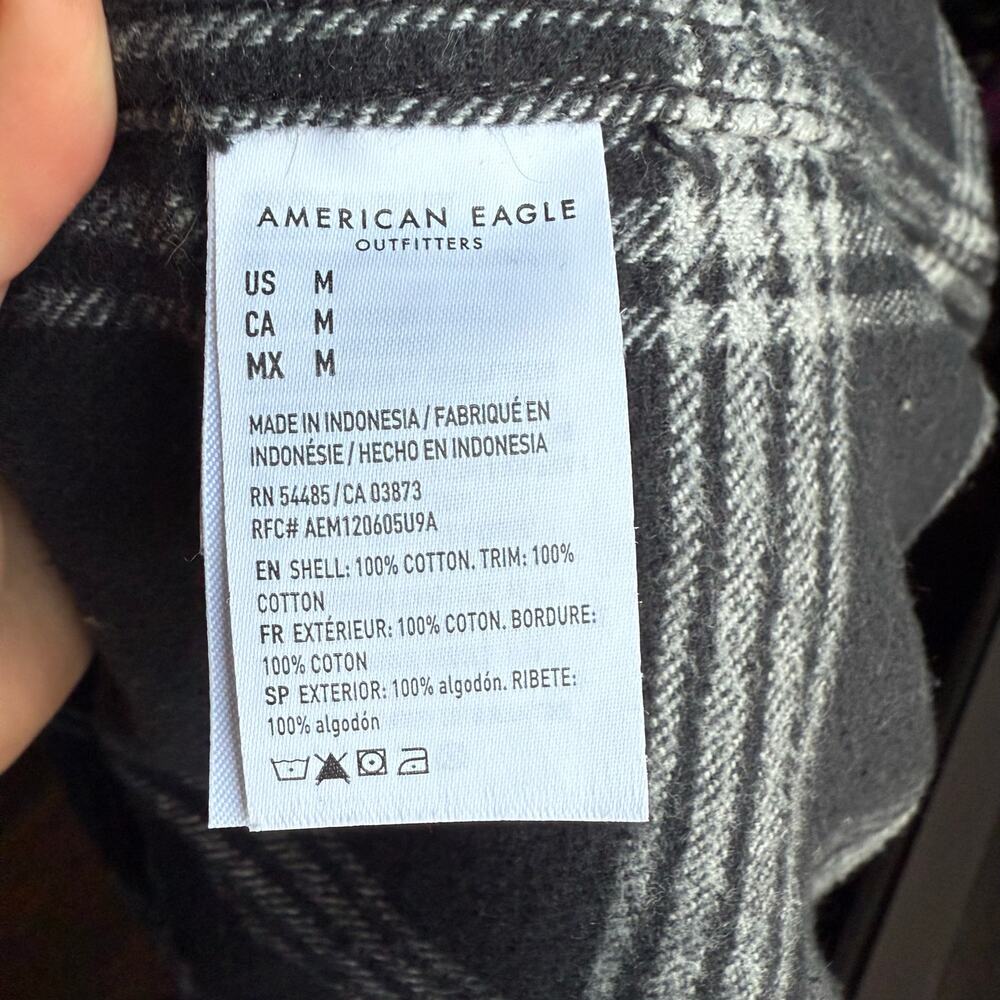 American Eagle Men's Black & White Checkered Long Sleeve Flannel Shirt - Size‎ M - Picture 8 of 9